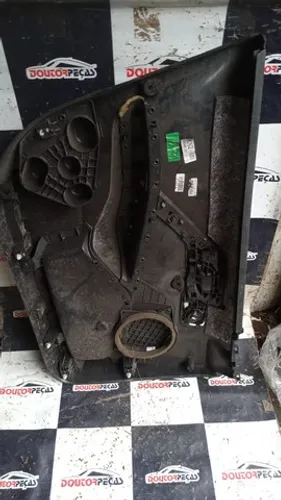 forro de porta Peugeot 208 dianteira direito
