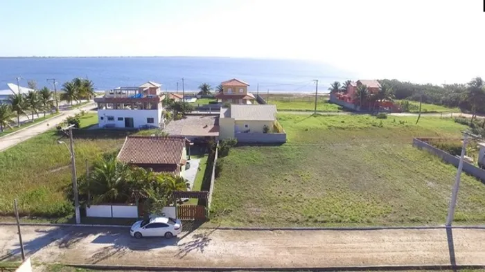Terrenos no Condomínio Caiçara - Arraial do Cabo de 360 M2 com R.G.I-Financiados