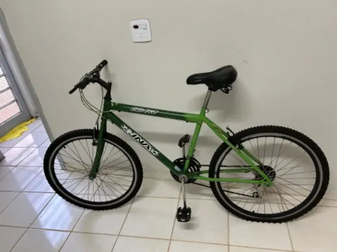 Bicicleta estado de nova e vale transporte troco por frigobar em bom estado