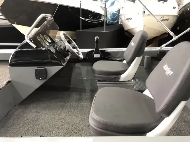 Barco modelo Marajo 19 - ñ e calaça/leveforte/Petybrasil/Fluvimar