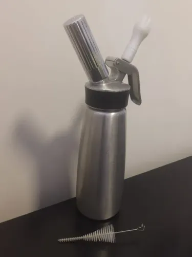 Garrafa de Chantilly marca ISI 1/2 Litro - Inox