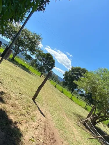 SÍTIO ESPETACULAR COM RIO 22 HECT 