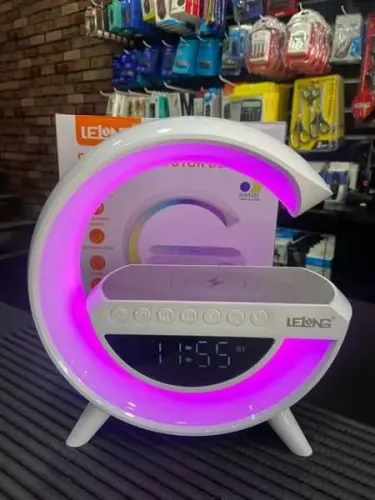 Luminária Radio Reprodutor de Som com Relógio
