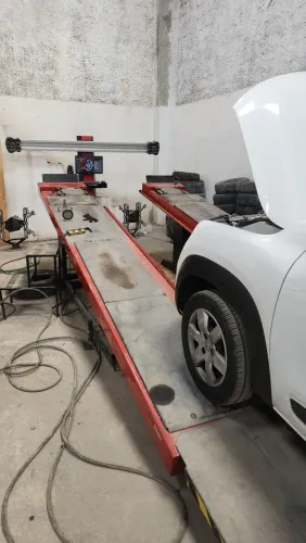 MAQUINA DE ALINHAMENTO COMPLETA COM RAMPA MARCA SUN 2100