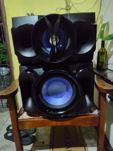 Caixa de som automotiva 550wRMS com Taramps (negociável)