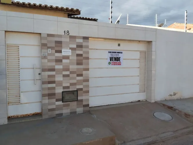 Casa Monte Castelo com terreno 200 metros quadrados