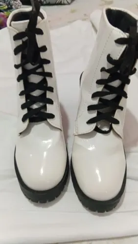 Bota Coturno branco 