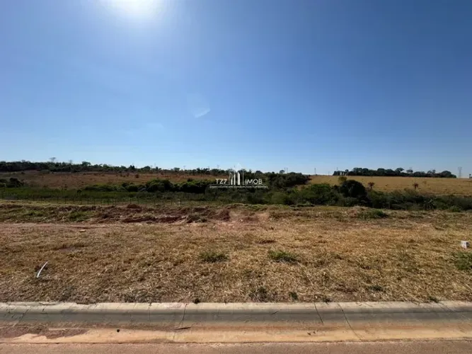 Lote vinhas Flamboyant com 270,00 m² - Agio: R$ 210.000,00