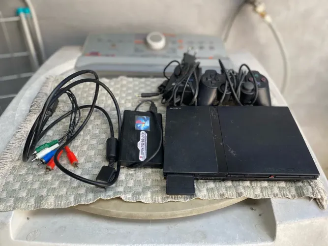 PlayStation 2 Completo + HD 1Tb várias e com os melhores de PS2- Pronta Entrega