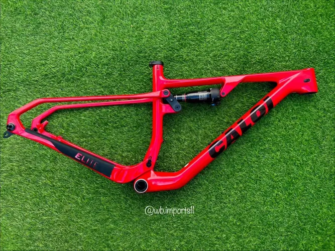 Quadro Caloi elite Full carbono Tam 17 