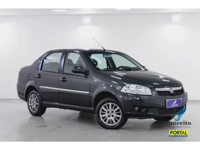Fiat Siena Attractive 1.4 Fire Flex 8V 4P 2013