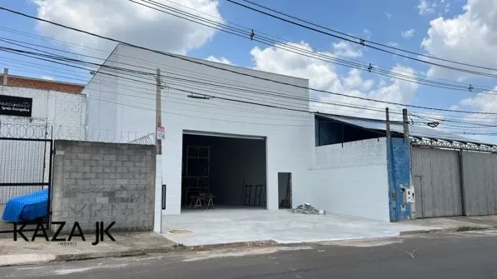 Comprar/vendo/alugo: Galpão industrial para venda ou locação com 362,50m² de área construí
