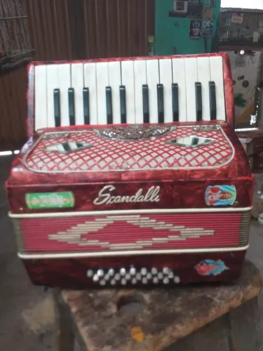 Sanfona Scandalli Italiana