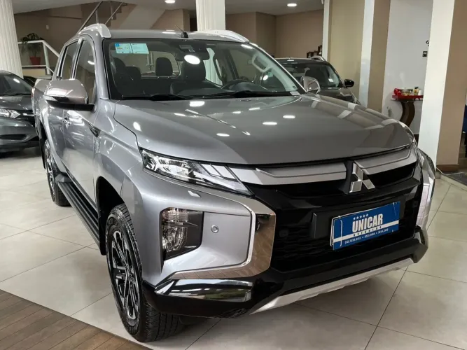 Mitsubishi L200 Triton Sport HPE-S 2.4 CD Dies. AUT 2025