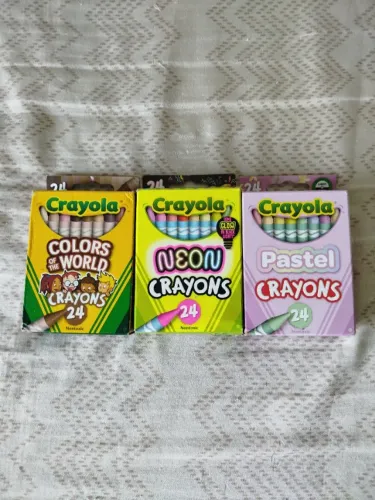 Conjunto de giz de cera Crayola (importado) cores do mundo, neon e tons pastel - 72 cores