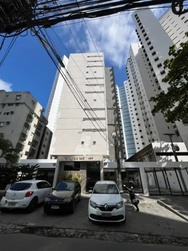 Apartamento três quartos em Boa Viagem