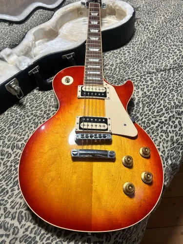 Gibson Les Paul Classic Heritage Cherry Sunburst