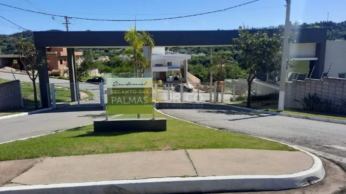 Terreno em Condomínio à venda no Condomínio Recanto das Palmas em Vinhedo/SP