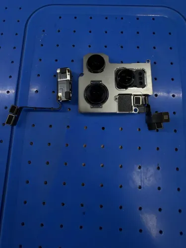 Kit completo de câmeras do iPhone 16 Pró. ( traseira tripla e frontal )