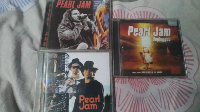 Pearl jam unplugged, alive e live in atlanta. Todos com versões raras extras