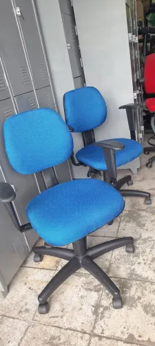 Cadeiras de escritório ergonômicas - opção de cores