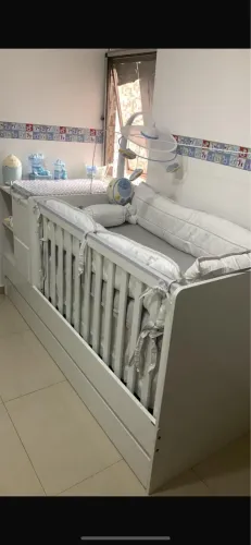 Berço multifuncional 