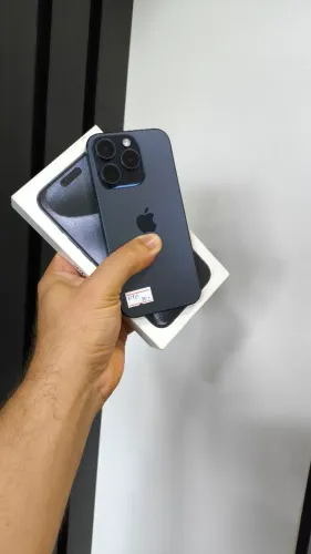 **iPhone 15 pro Azul / Semi - de 128gb TOP