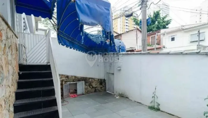 Sobrado à venda, Vila Mariana, 230m², 3 quartos e 2 vagas
