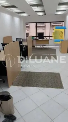 Sala : / Comercial / Centro