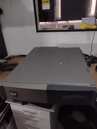 Eaton Evolution EXB 2500/3000 RT2U Tower