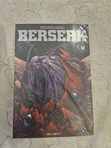 Coleção Berserk - Mangás