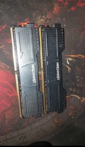 Memória RAM 16GB DDR4
