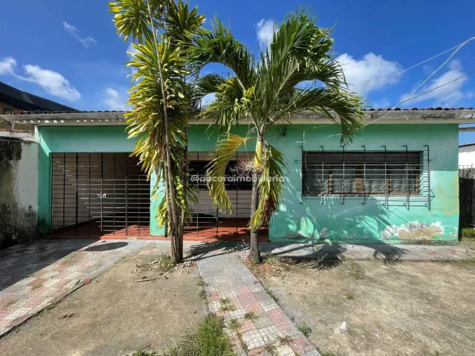 Casa ampla com 4 quartos na Iputinga Excelente localização e ótima acessibilidade