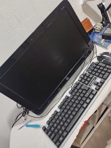 Computador All-in one HP 250 G1 win10