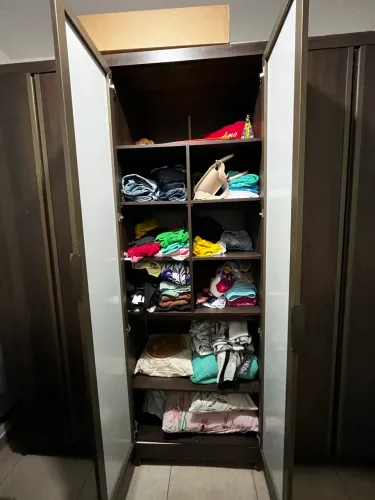 Guarda roupas 6 portas com espelho