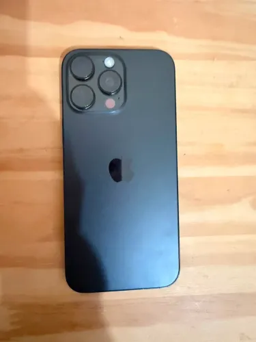 IPHONE 16 PRO MAX SEM MARCAS DE USO
