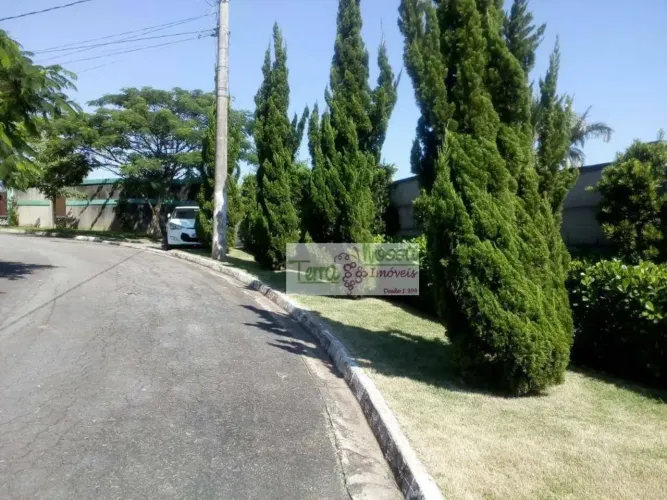 Casa em Condomínio Fechado Vinhedo
