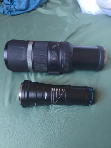 Combo+ Lente macro LAOWA 25mm f/2.8 2.5-5x Ultra para Canon RF + Canon original 600 RF 