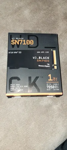 SSD WD_BLACK SN7100 1 TB M.2 2280 (DISSIPADOR)<br>NVMe PCle Gen 4.0 para Notebook e PC