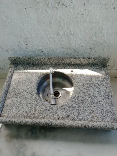 Vendo cuba de mármore 