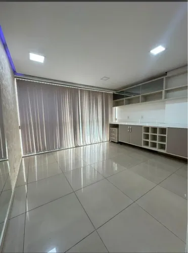 SALA NO EMPRESARIAL SHOPPING DA ILHA