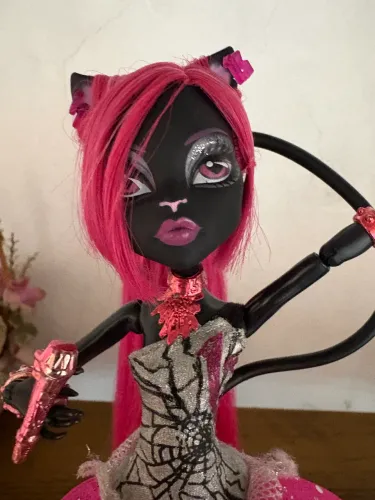 Monster High - Catty Noir Basica 