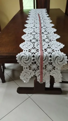 Caminho de Mesa Crochê 
