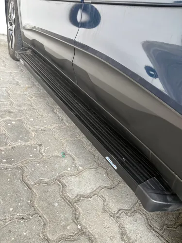 Estribo lateral - Tracker