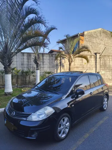 Nissan Tiida SL 1.8/1.8 Flex 16V Aut. 2011