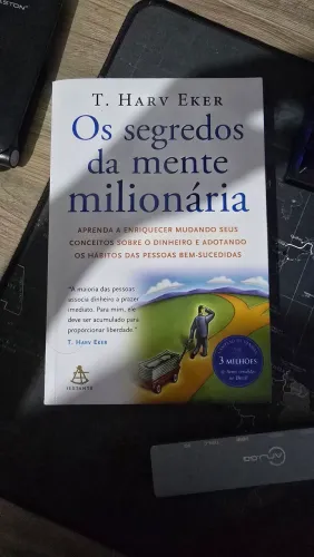 Livro - Os segredos da mente milionária