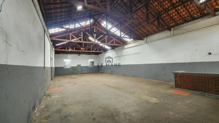 Barracão comercial para alugar no bairro Paulista em Piracicaba/SP