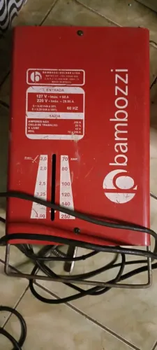 Máquina de Solda Bambuzzi 250A - 127/220V