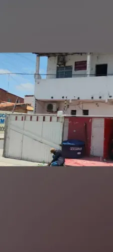 Quitenete tel *