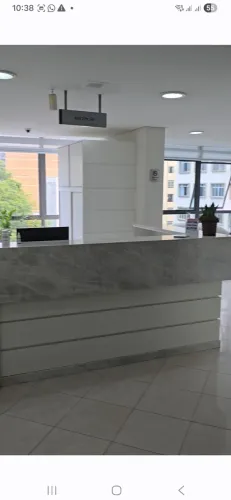 Sala para Locação em Clínica de Saúde no Centro de Curitiba - Estrutura Completa